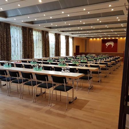 Hotel Zum Weissen Ross Делич Бизнес снимка