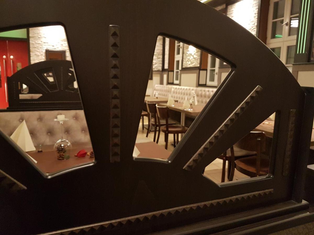 Hotel Zum Weissen Ross Делич Екстериор снимка