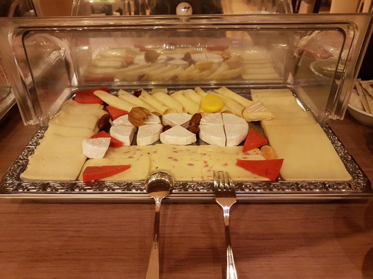 Hotel Zum Weissen Ross Делич Екстериор снимка
