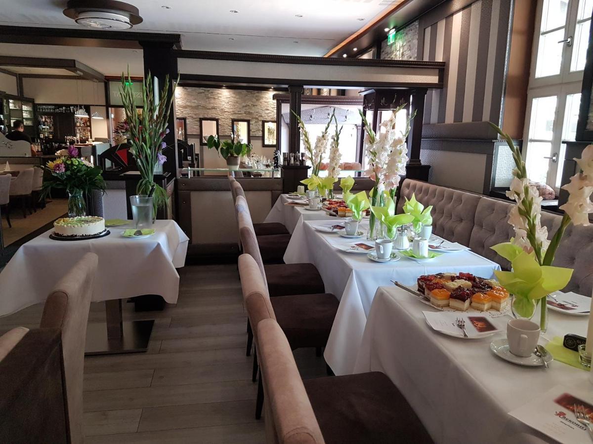 Hotel Zum Weissen Ross Делич Екстериор снимка